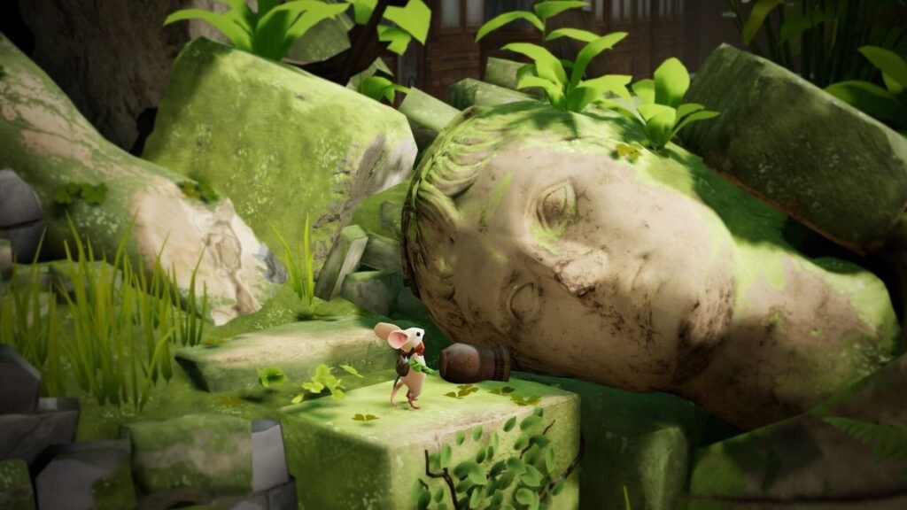 moss mouse with statue
